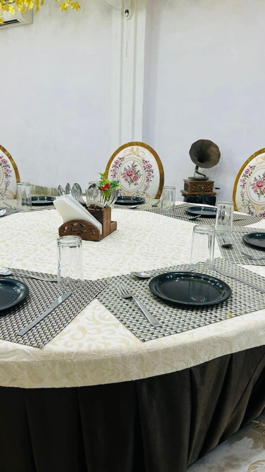 Hotel Vijayvargiya Dhani Bikaner Exteriör bild